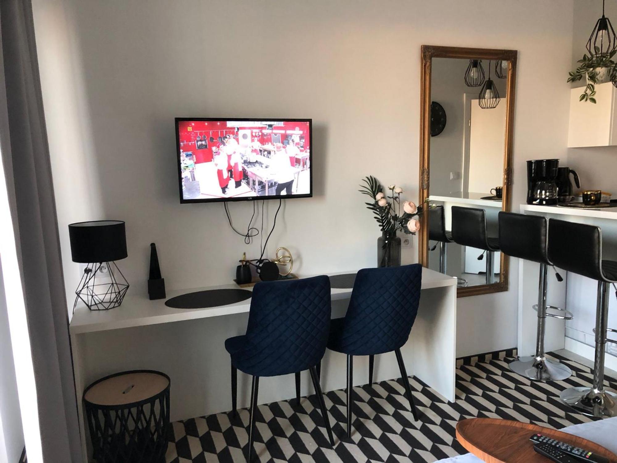 Apartament Apartment *